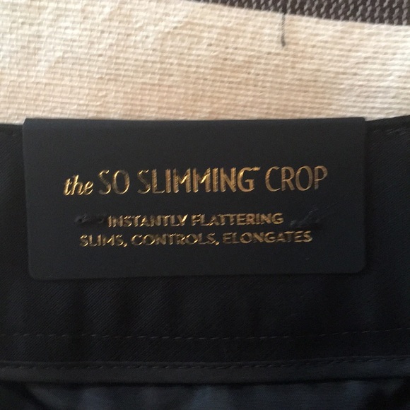 Chico’s So Slimming Crop Pant Black - Picture 6 of 8